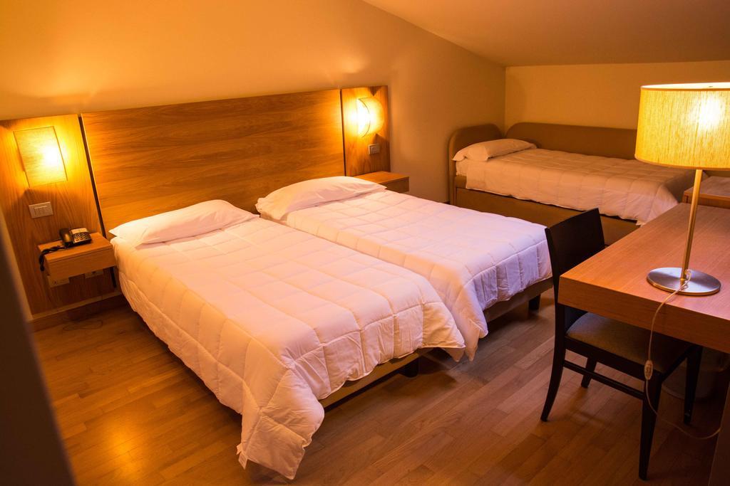 Country House Corte Del Sole Campolungo Habitación foto